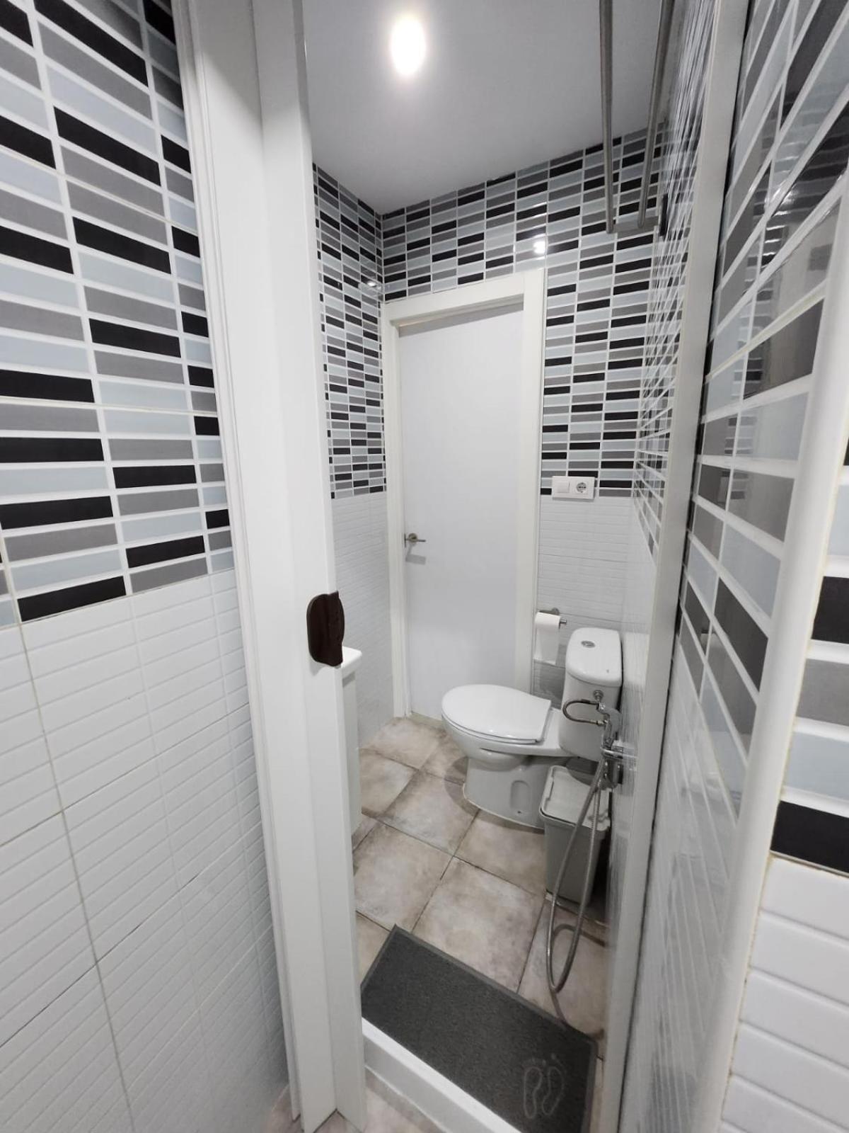 Plan B Madrid Vallecas エクステリア 写真