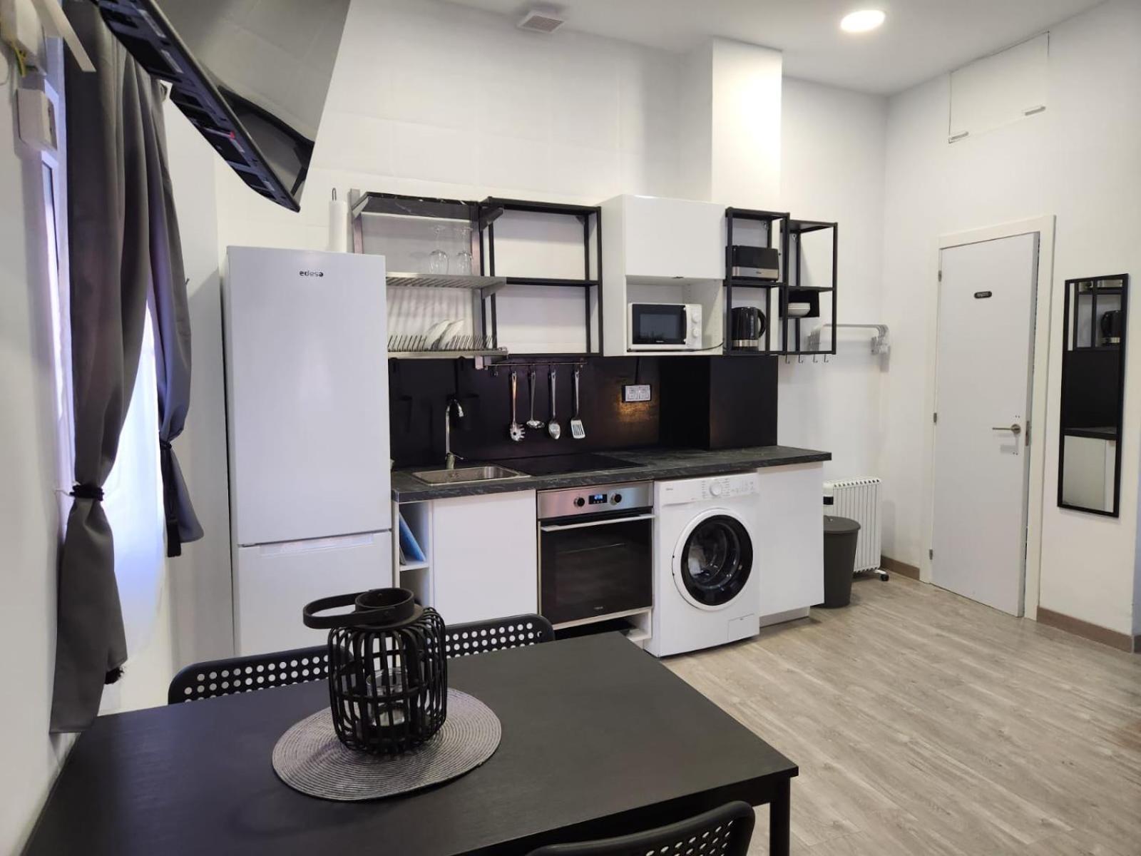 Plan B Madrid Vallecas エクステリア 写真